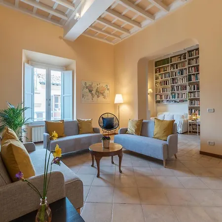 Baullari Apartment Rome